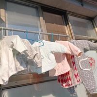 婴儿专用≠智商税：这3类用品凭安全标准不可替代，另2类纯属溢价收割