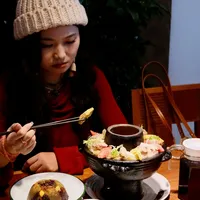 《后悔没早看!和顺古镇地道美食避坑指南:照着吃不踩雷,3–5道锁定高光风味》