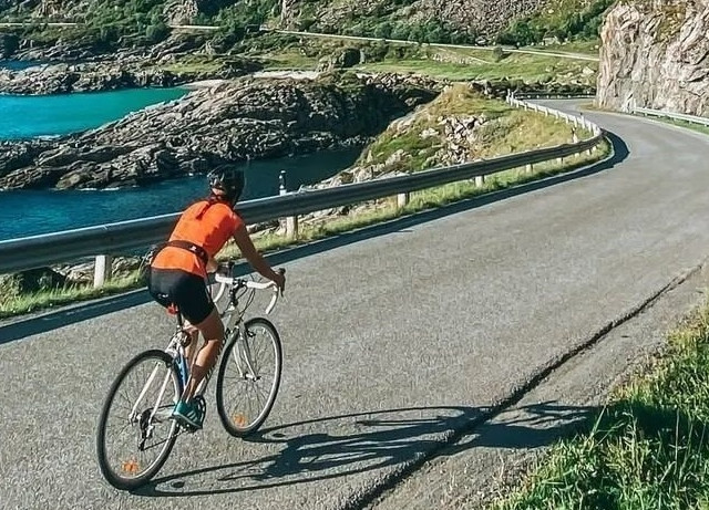 骑行：风中的自由呼喊