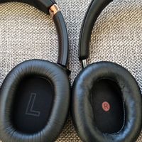 出口转内销，曾经400价位的头戴降噪耳机现在只要不到60