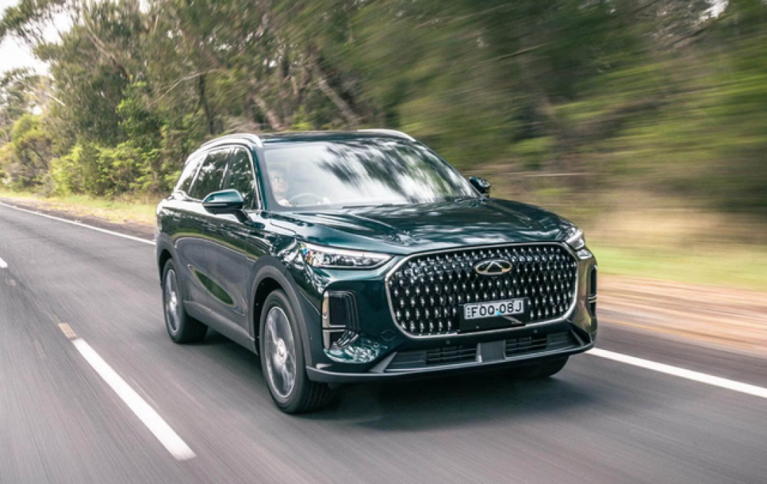 13万买2.0T+8AT中型SUV?新款瑞虎9曝光,轴距2820mm配7座