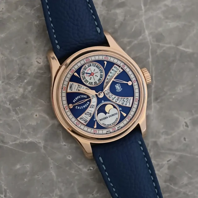 Hommage La Placide万年历腕表