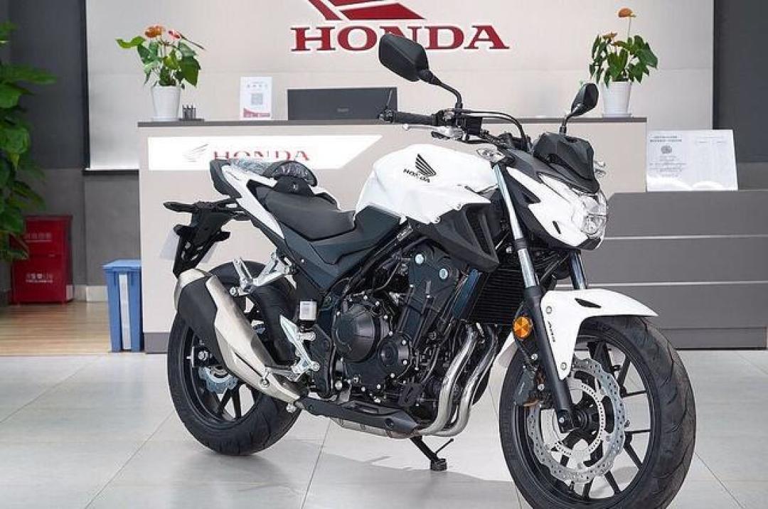 降5000元封神 2025款本田CB400F深度解析 新手闭眼冲的全能街车