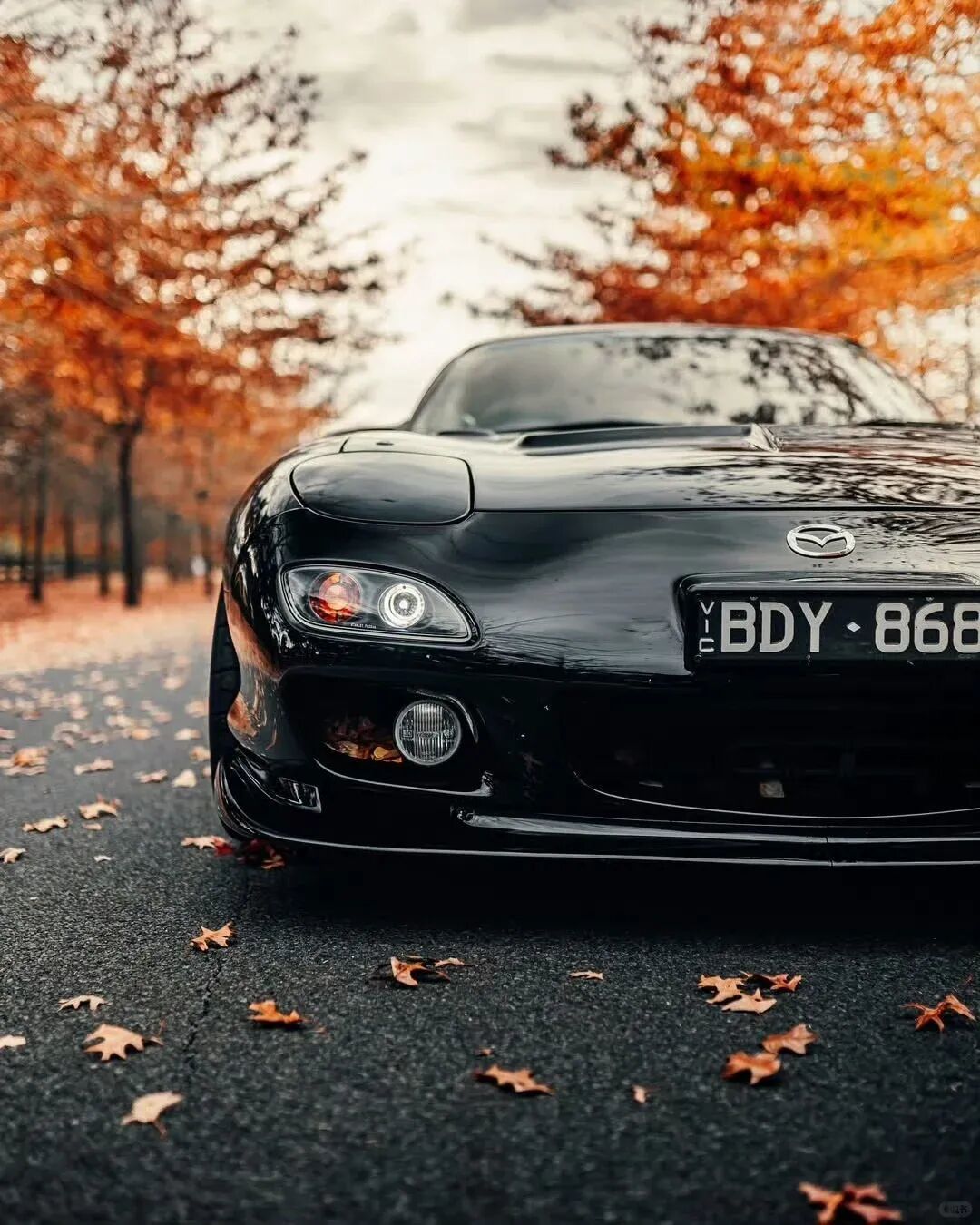 马自达RX7,经典的JDM,心里就开始“逮虾户”了