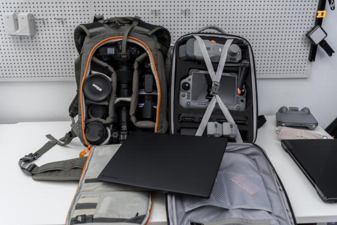 摄影师实战测评:绿联能量湃Pro 55W充电宝,外拍续航利器!
