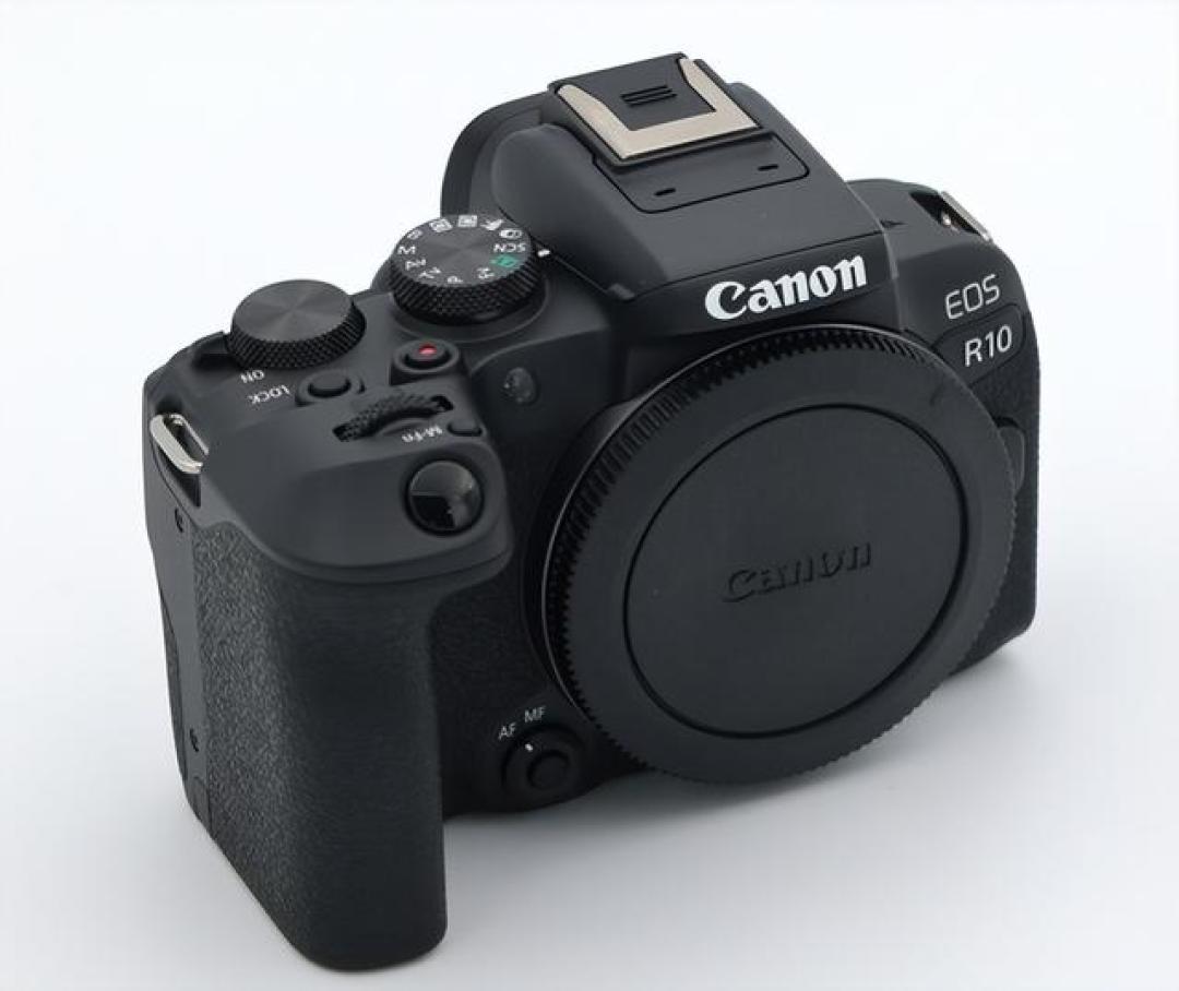 2420 万像素 + DIGIC X 处理器,佳能 R10 低感画质直逼全画幅?