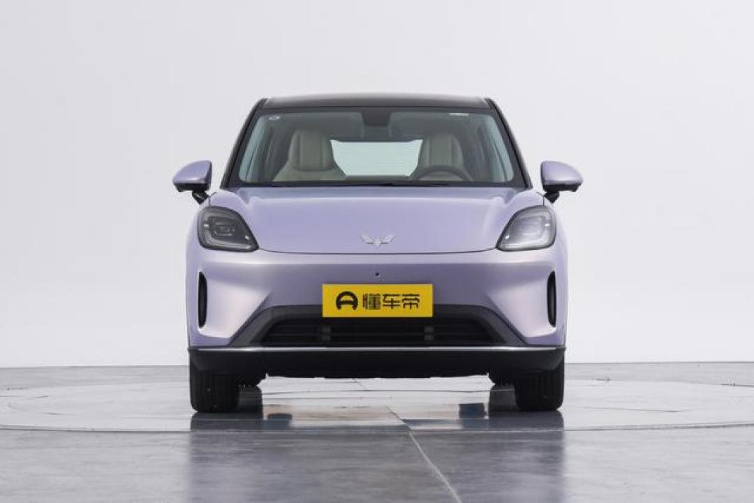 续航430km,882mm超宽后排,五菱缤果S真香吗?