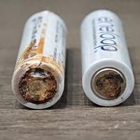 两年前买的爱乐普充电电池，就充过一次电，给放坏了