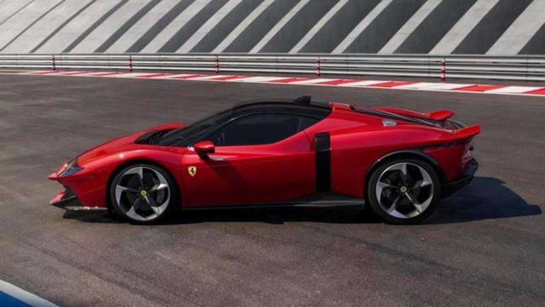 千匹混动“跃马”,法拉利849 Testarossa：2.3秒破百的SF90继任者