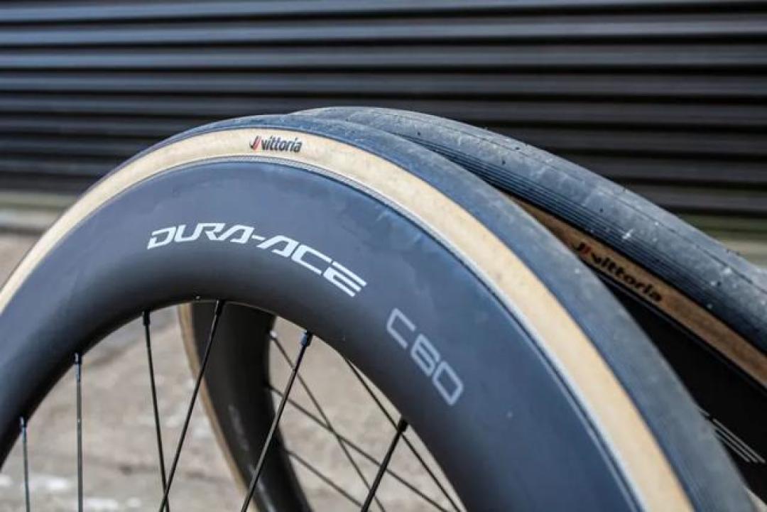 禧玛诺 Dura - Ace C60 轮组评测