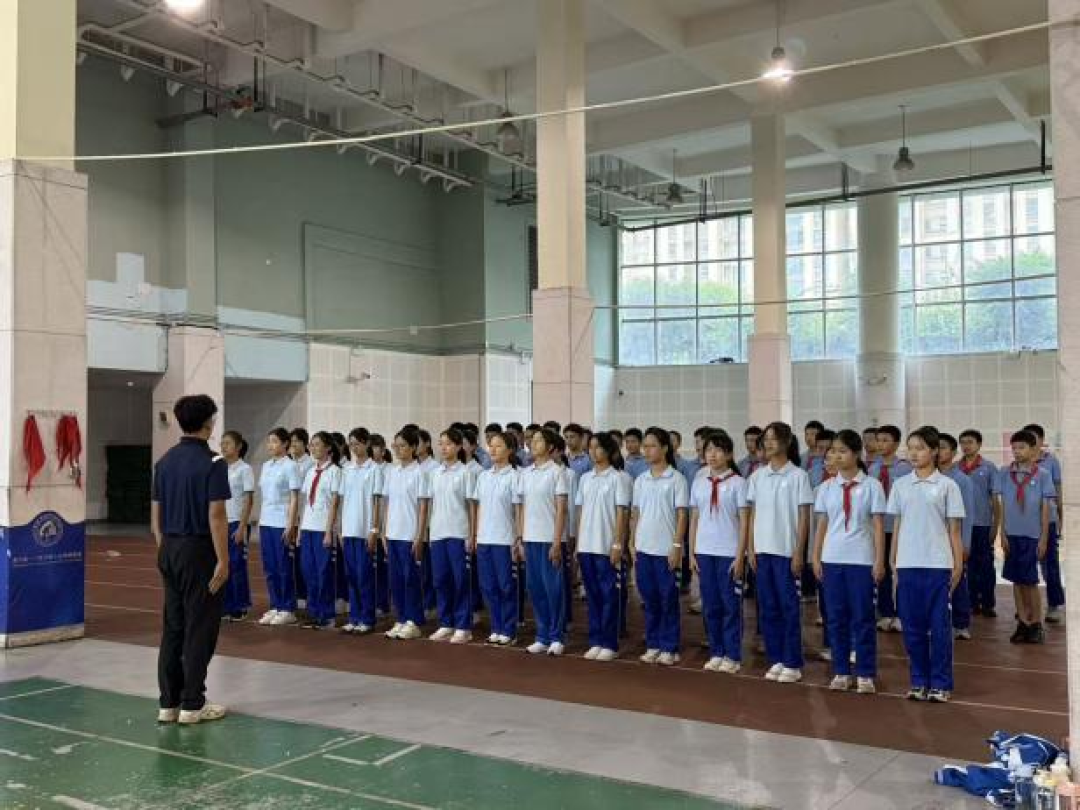 教研组风采 | 体育教研组，冠军之师：驰骋赛场淬精神，以体育人强少年！