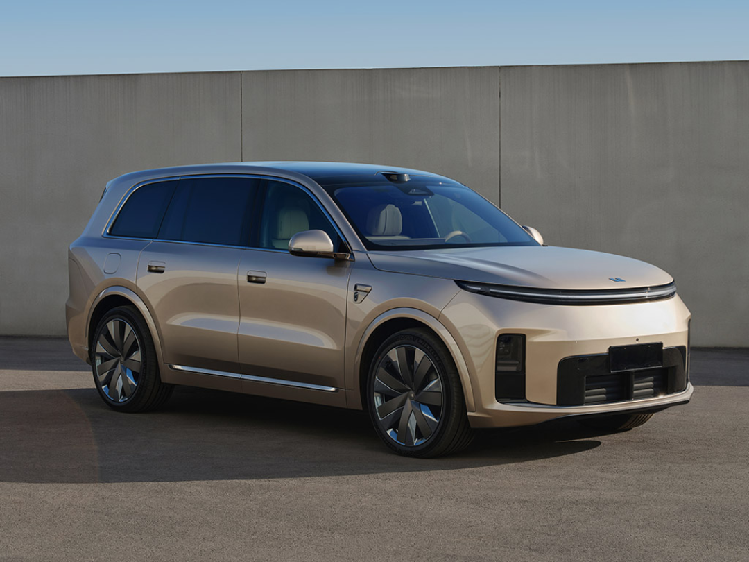 小米 YU7 GT 「首秀」,小鹏/理想/魏牌大三排 SUV亮相工信部!2026 春节前还有一波「大招」