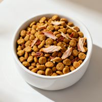 高鲜肉猫粮真相：40%干基鲜肉占比与80%动物蛋白才是硬标准