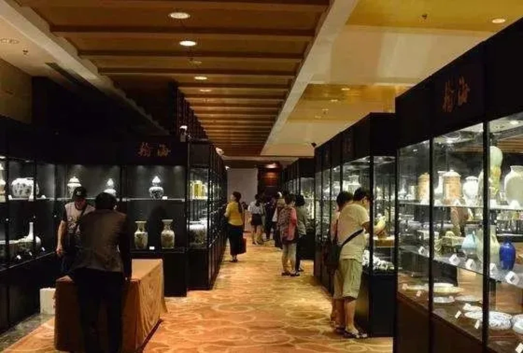只要藏品不假，任凭风吹雨打，市场正在检验着谁才是真正的收藏家