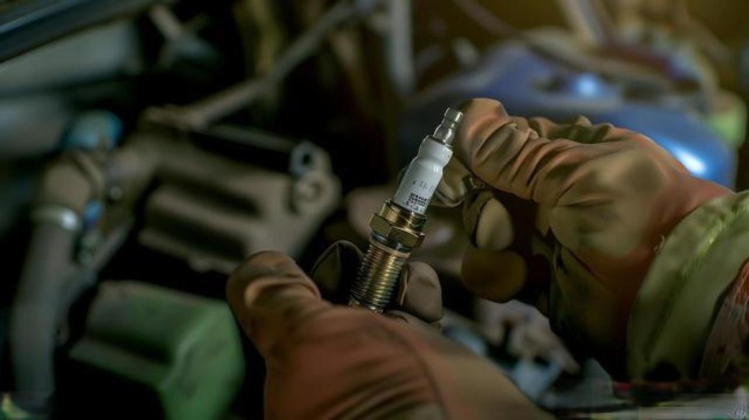 别等发动机报废才发现!5个简单方法,快速辨别汽车烧机油