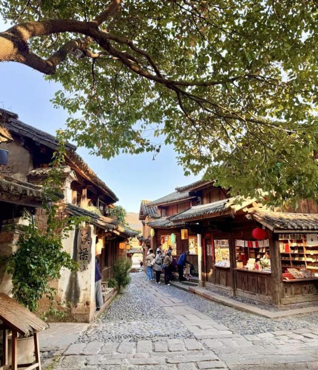 云南最适合两个人散心的10个古镇,不费钱,累了可以小住三五天!