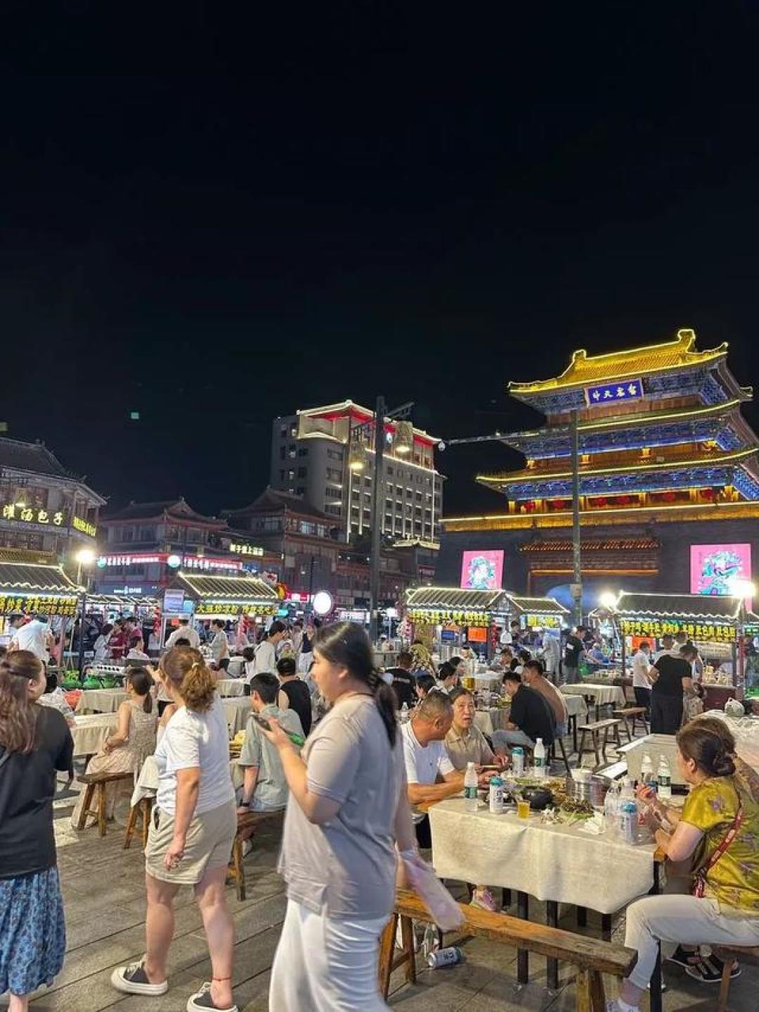 上个月去了趟河南开封,我实话实说:当地人的厚道让我有点意外~