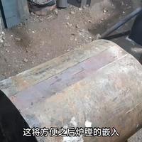 用钢管就能制作出三次燃烧无烟取暖壁炉，手艺太牛了