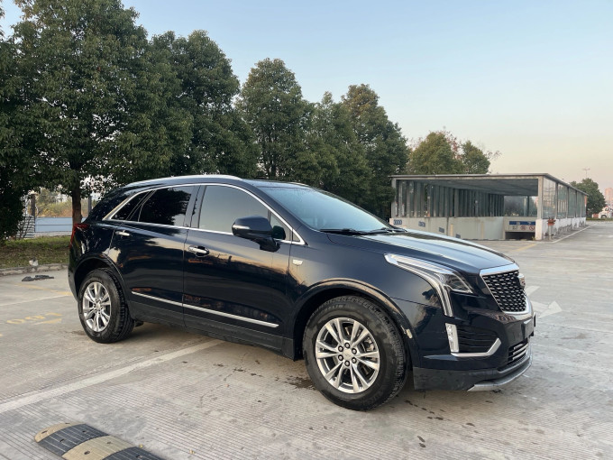 凯迪拉克中型SUV