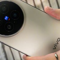 vivo目前“降价很猛”的一款旗舰手机，16G+512GB直降1350元