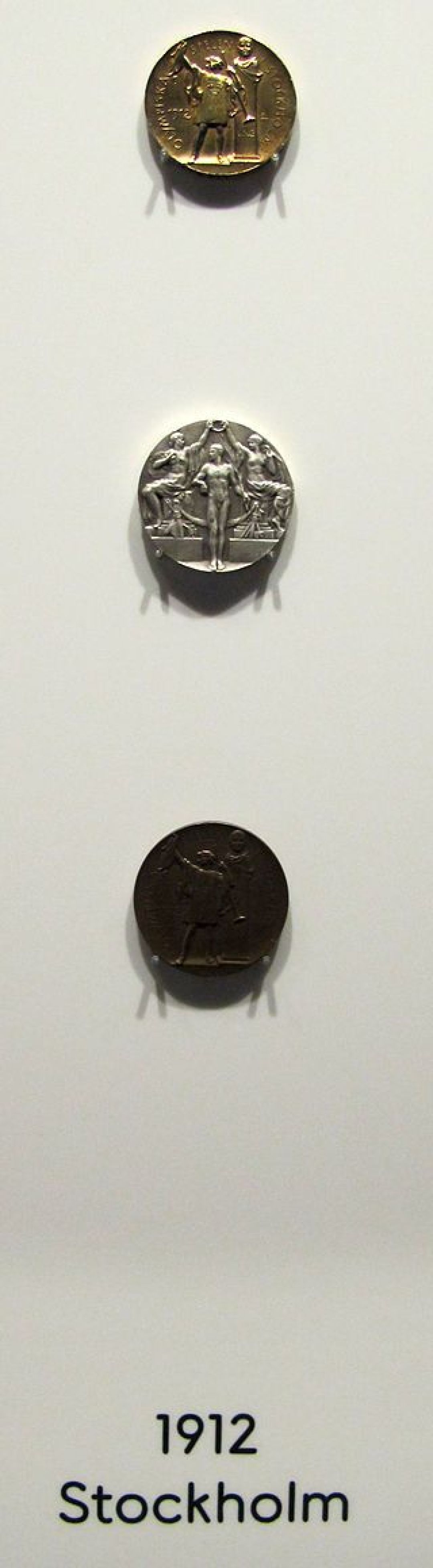 一枚超1.4万元!史上最贵奥运金牌,贵的是金属还是精神?