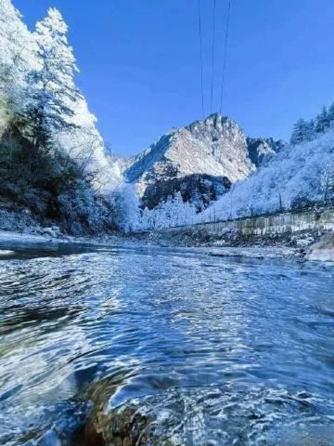 张家齐的四川冬日限定之旅,8个绝美赏雪地宛如冰雪奇缘