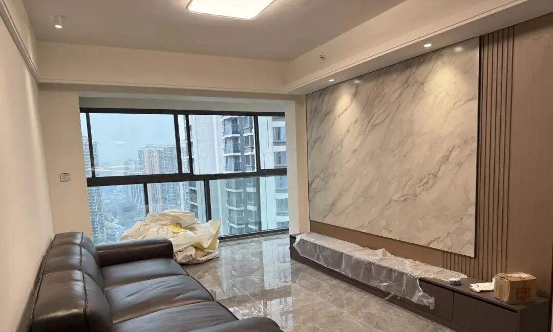 入住后才明白，4件没有必要买太大的家具，“小一号”更加实用