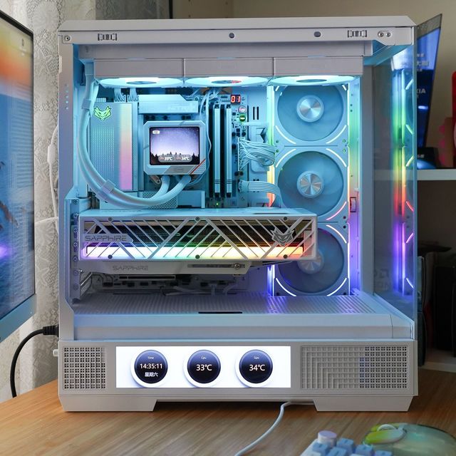 支持背插显卡击中痛点，蓝宝石主板NITRO+氮动极光 X870EA PL实测
