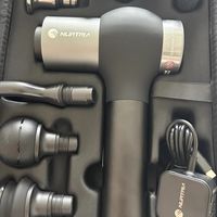 斥巨资 30 天筋膜枪测评：纽崔亚、未野、云麦、飞利浦等实测分析