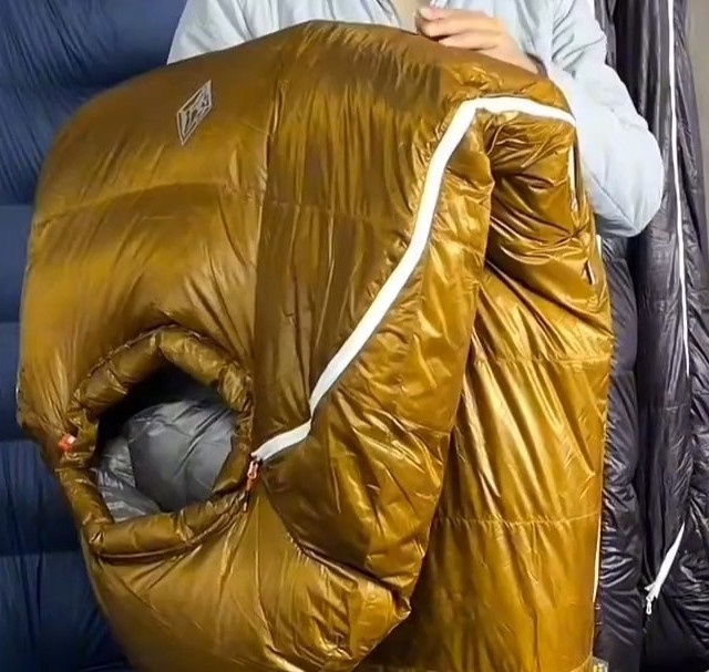 零下25℃全靠它！黑冰Z700鹅绒睡袋实测扛极寒