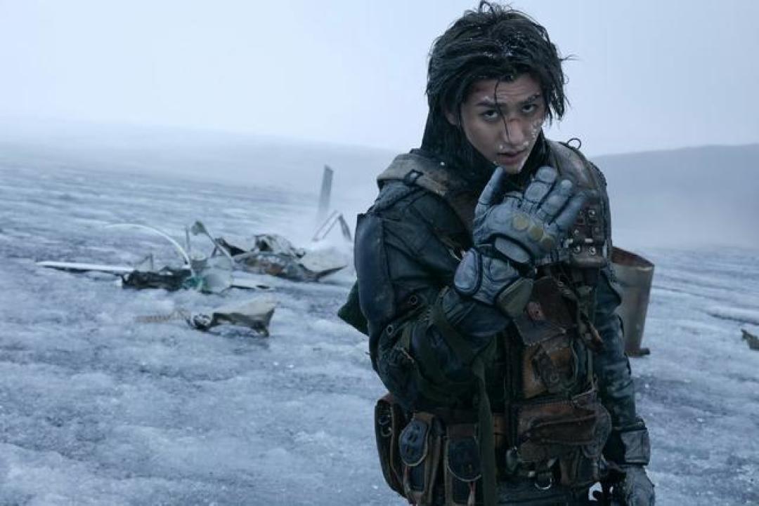乐评人评蔡徐坤新专:一部有声电影,主打歌《Colder》后劲十足