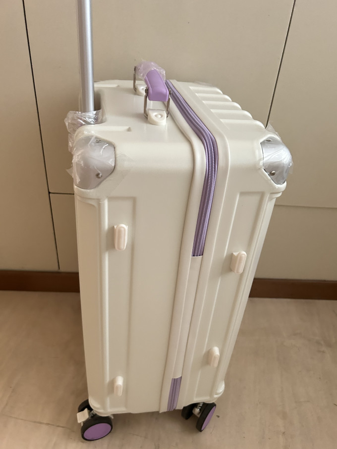 名创优品旅行箱包