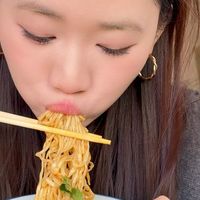 00后夫妻1天打卡深圳6家美食~逛吃大城市里的烟火气