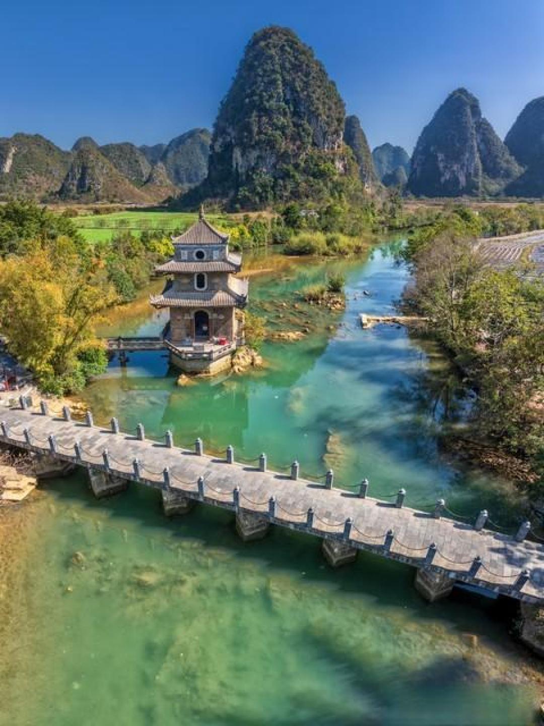 广西鹅泉村!比德天清净 10 倍,溶洞露营 + 泉水摸鱼攻略
