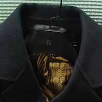 红运裹身，这件春节大衣把年味穿成了诗