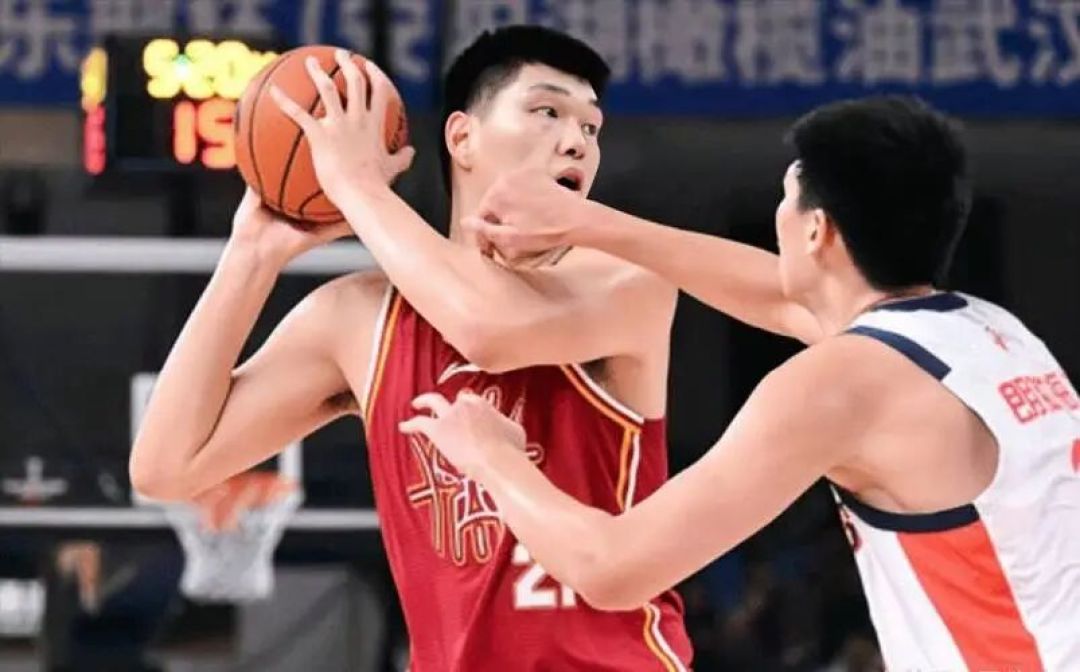 杜锋不会用?徐昕转会广州后球权暴涨直接起飞,宏远留回购后路