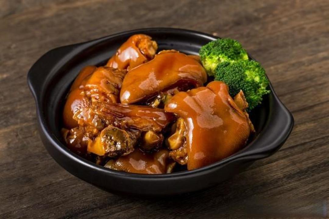 为什么老卤店的卤肉不腻？关键在这味比八角更厉害的香料