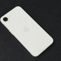 苹果正式确立“e系列”产品线：iPhone 17e将于2026年3月开售，起售价4499元并支持MagSafe