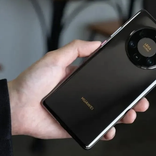 3000元买Mate 50 Pro？二手华为旗舰的三大隐性风险与真实性价比对照