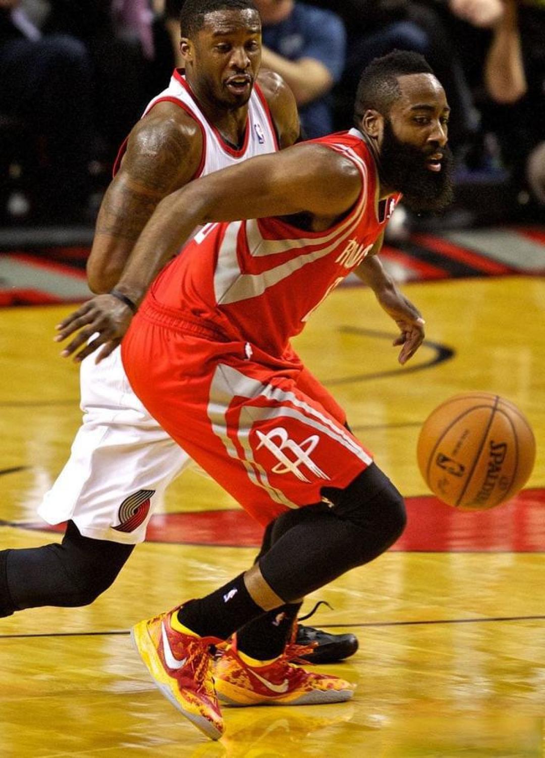 篮球鞋图片系列——詹姆斯·哈登 & Adidas Harden Vol.系列