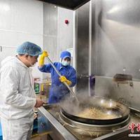 (新春见闻)柳州创新冰鲜螺蛳粉热销 撬动百亿产业“长红”