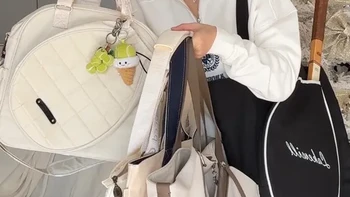 网羽装备清单🎾🏸高颜值实用包包合集 高颜值+实用网球包，羽毛球包合集来啦！
从100元～1000多，不用预算帮你找到心头好
除了打球，日常通勤，逛街，旅行，户外都能兼顾～
#网球包 #羽毛球包 #网球装备 #羽毛球装备 #运动包