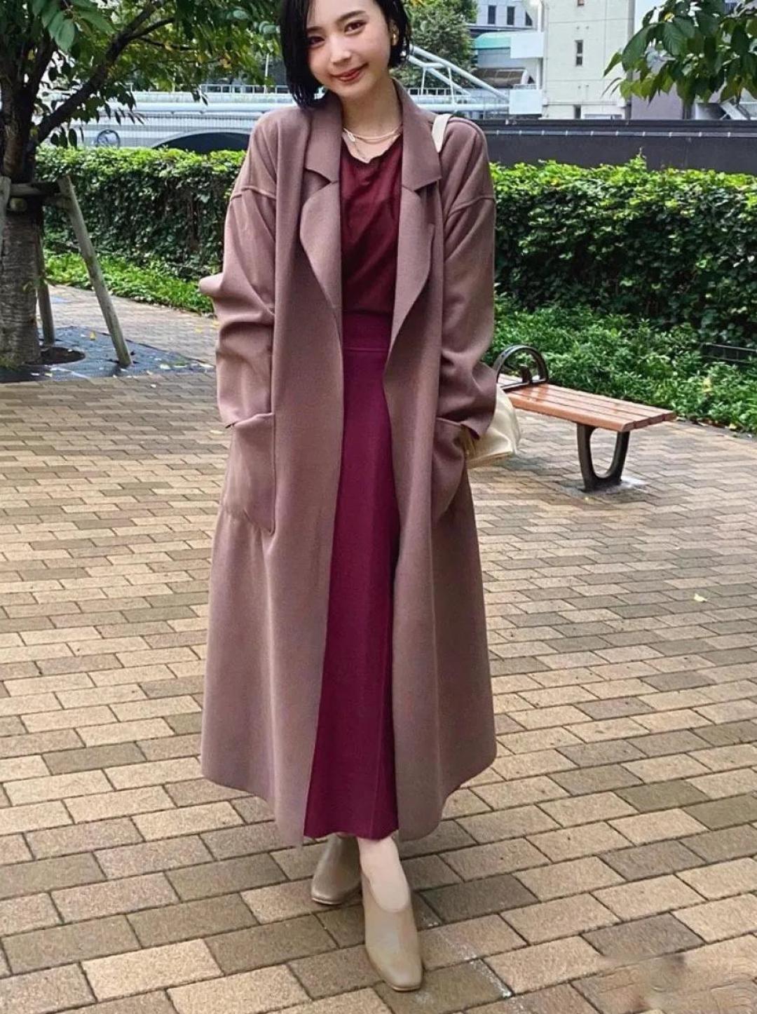 预算有限,如何打造出既有质感又适合日常通勤的服饰风格?