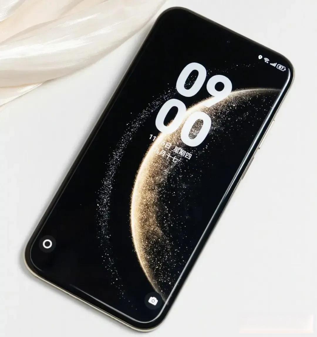 华为Mate70Air和Mate70对比,轻薄款和标准款差别有多大?