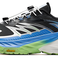 国产轻户外鞋服是“真香”还是“平替”？127位用户实测观点大碰撞