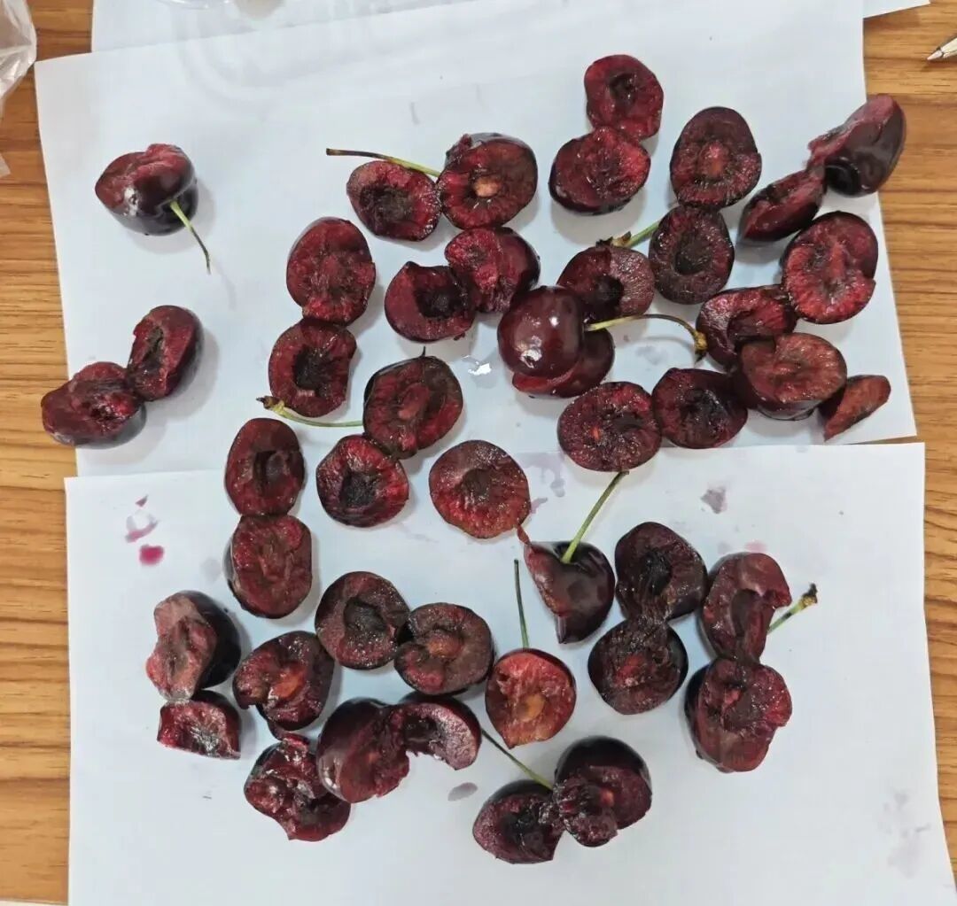 有人称新开箱几乎全部腐烂,价格“腰斩”口感却崩了,专家:毒性可达砒霜的68倍