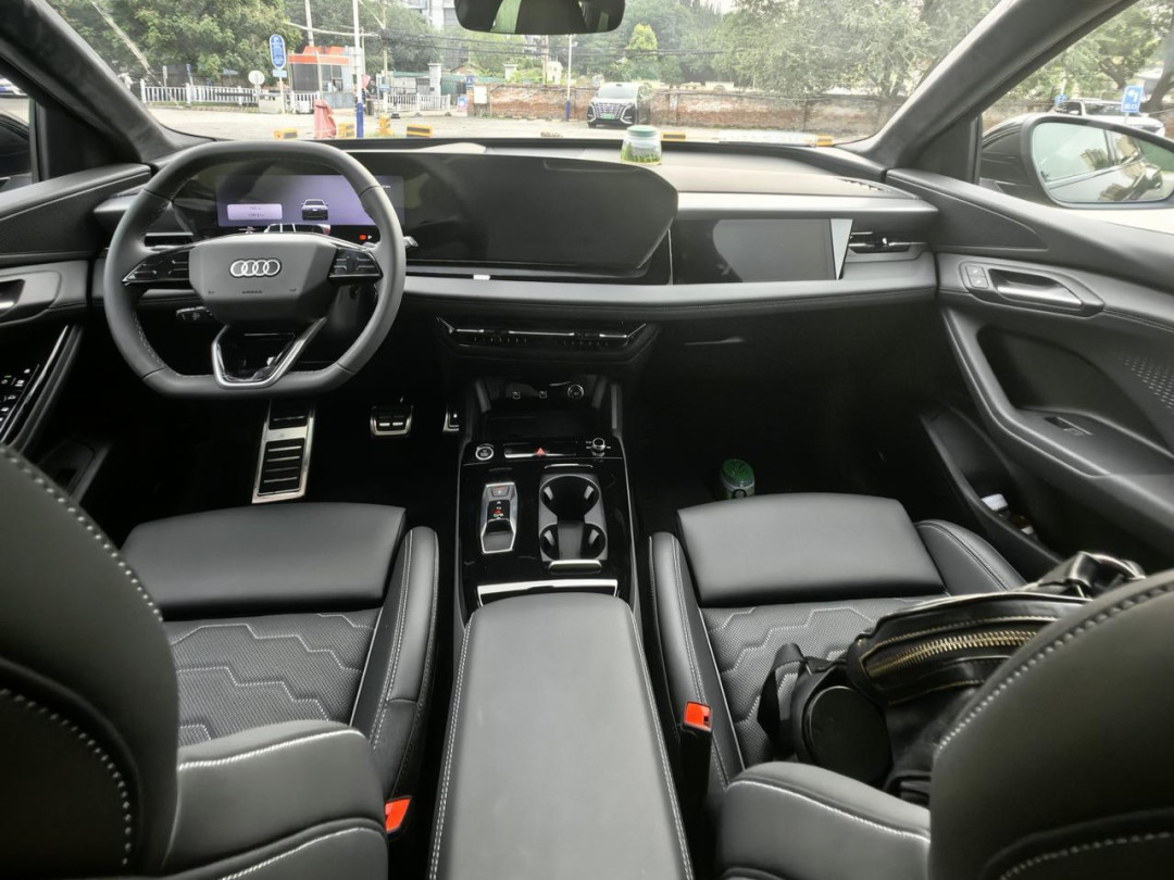 🚗奥迪Q6L e-tron满月体验|告别续航焦虑的