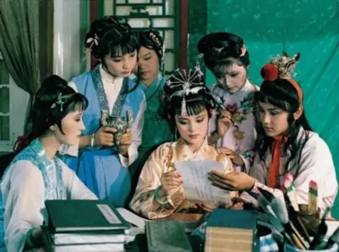 《红楼梦》诗词76首终于找全了,美到窒息,建议收藏!