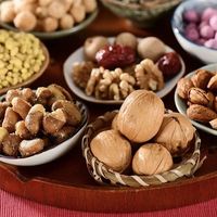 春节坚果礼盒是“社交刚需”还是“消费陷阱”？1200+用户观点大碰撞