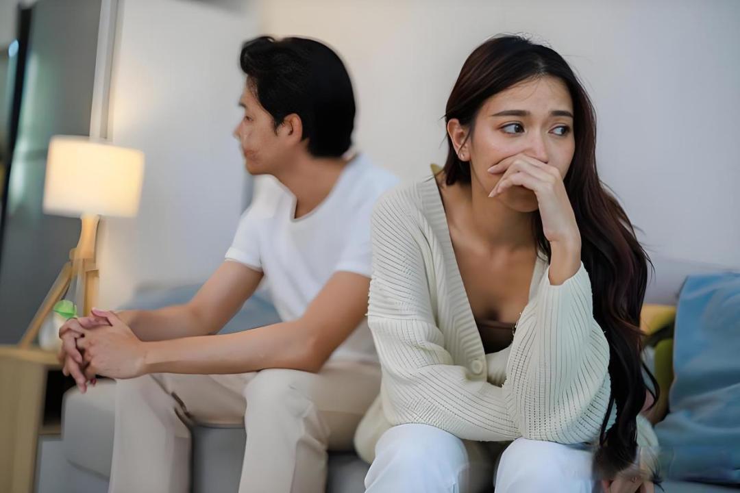 心理学早就发现了“偏执”的真相:认知疗法,其实就是在拆你的世界观牢笼